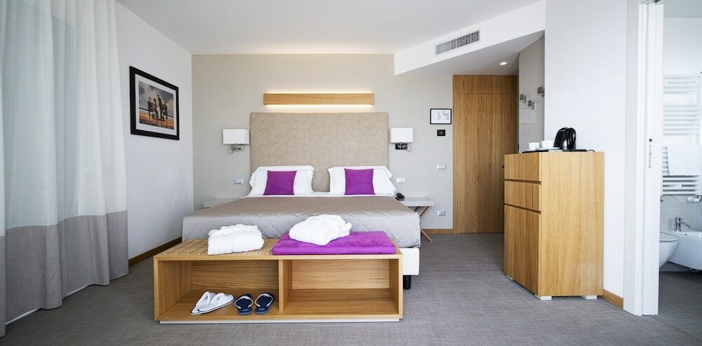 Фото Hotel Le Soleil