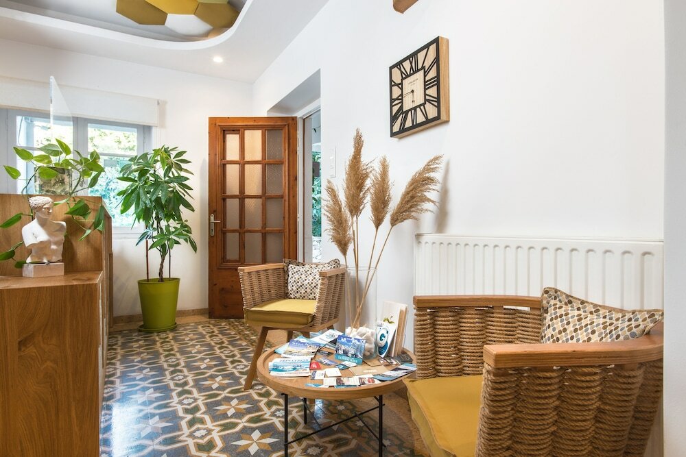 Фото Semiramis Guesthouse