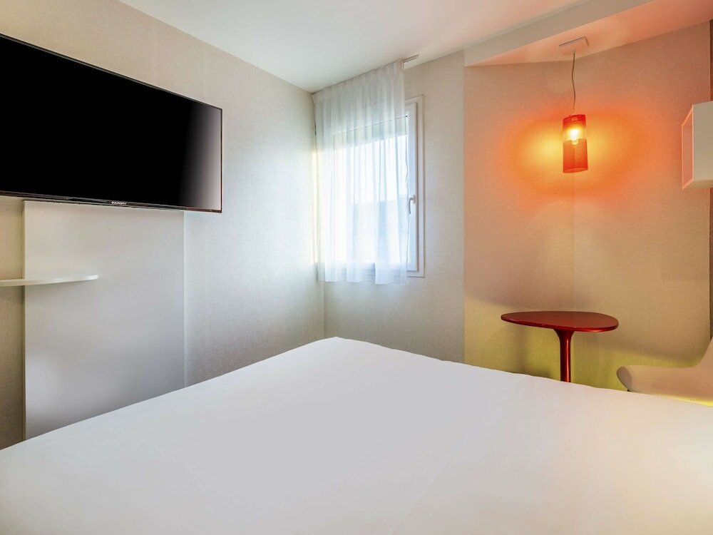 Фото Ibis Styles Blois Centre Gare