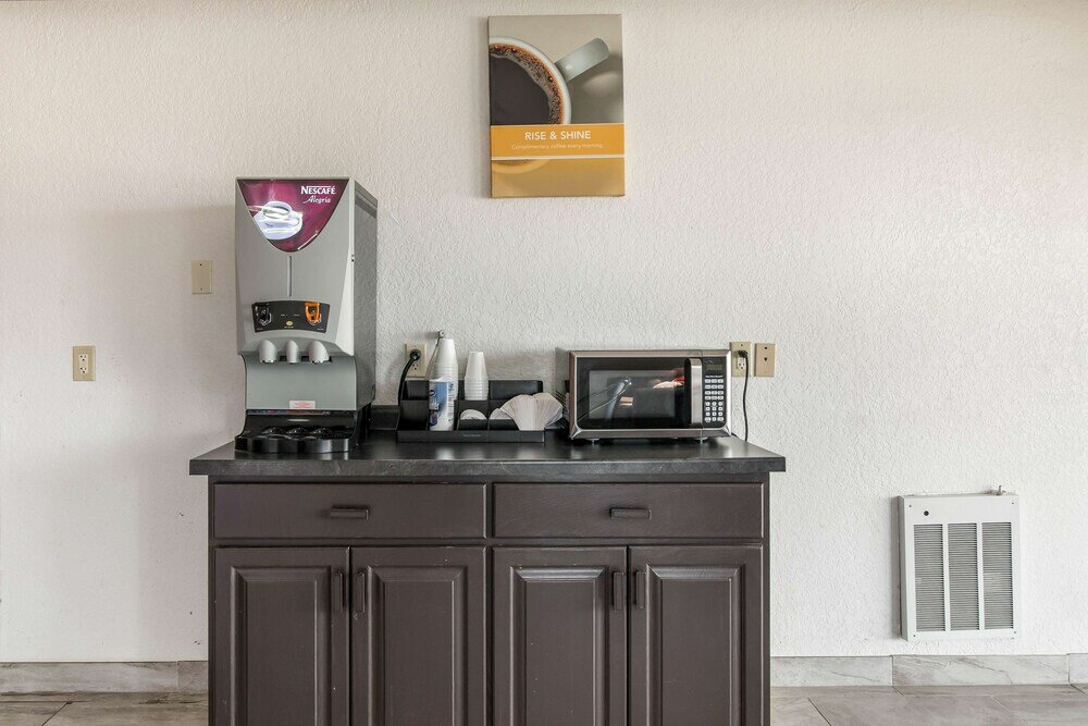 Фото Motel 6 Fargo, Nd - South