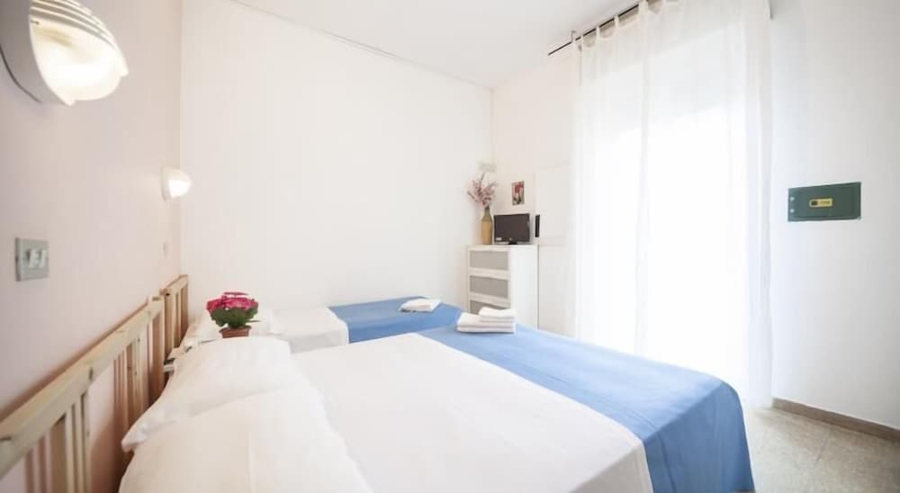 Фото Hotel Colombo