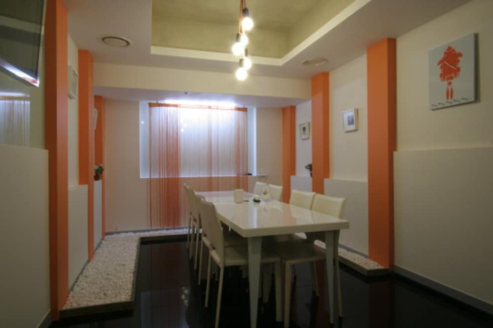 Фото Dong Seoul Hotel