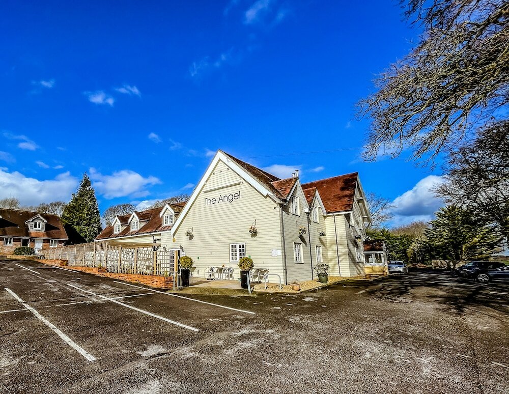 Фото The Angel Hotel