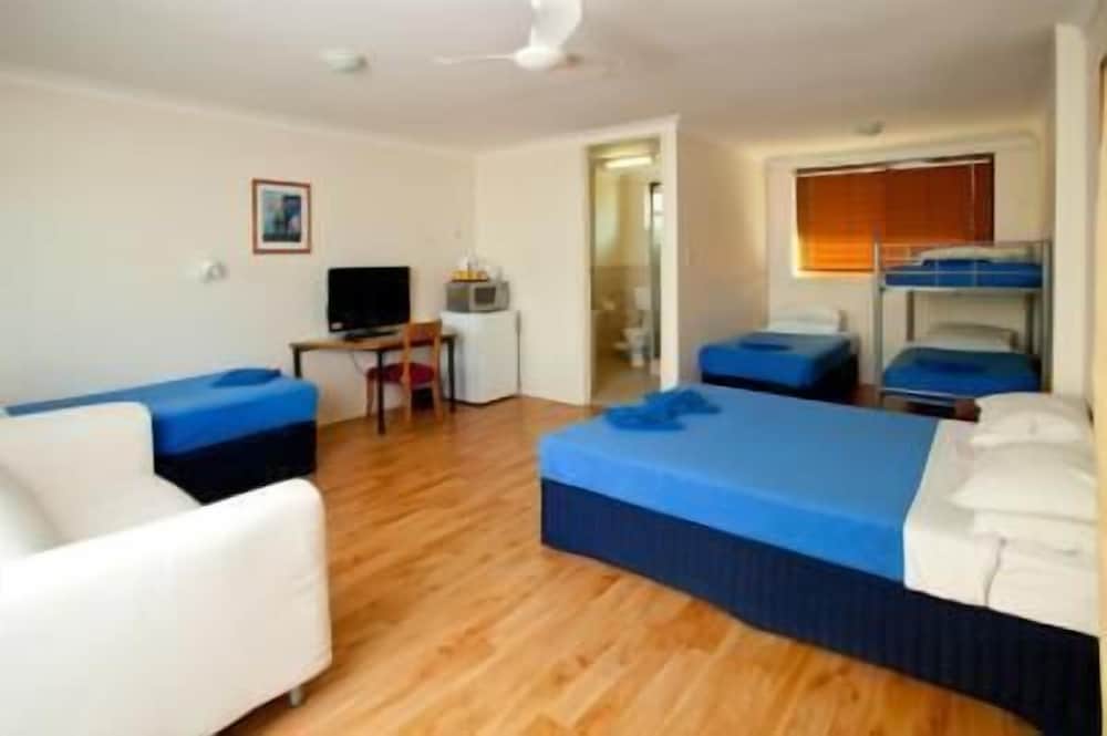 Фото Sundale Motel