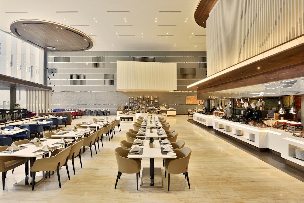 Фото Taj Hotel & Convention Centre, Agra