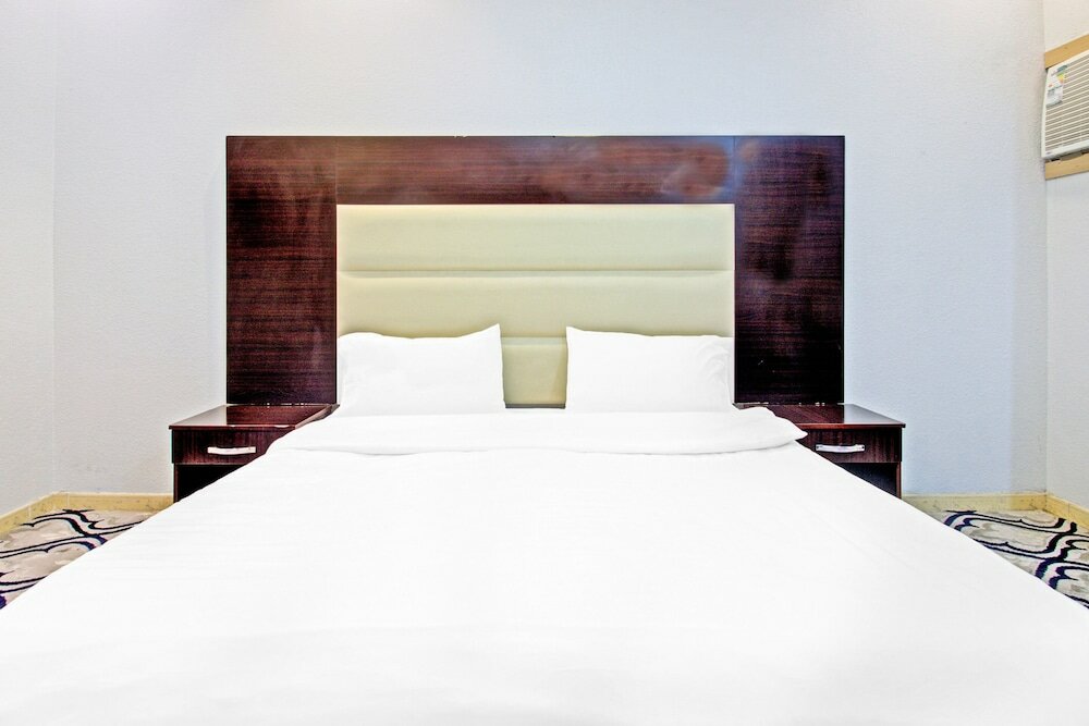 Фото Oyo 537 Dahtham Furnished Units