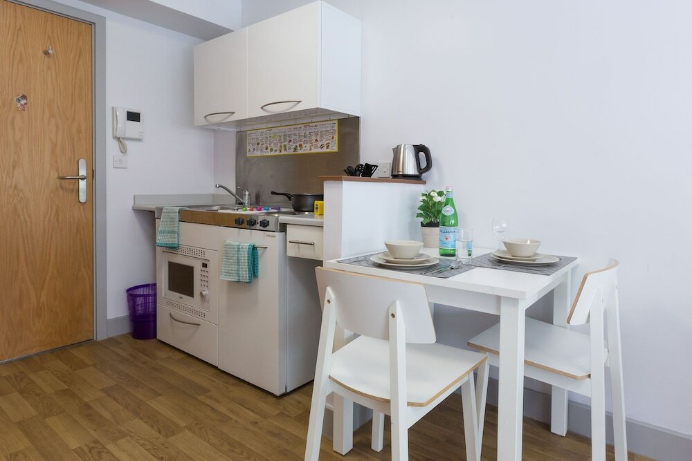 Фото Unilife High Street