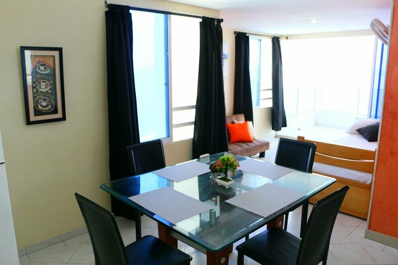 Гостиница 2 Alcoves Beachfront 2-19c air Wifi