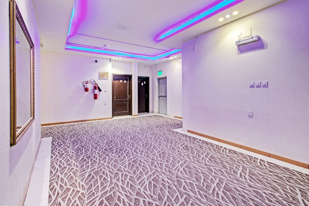 Фото Oyo 537 Dahtham Furnished Units