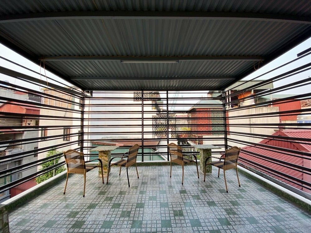 Hotel Manmo Home Plus Luong Su, Hanoi, photo