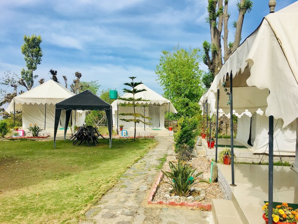 Фото Tatva Bir Tents and Hotel