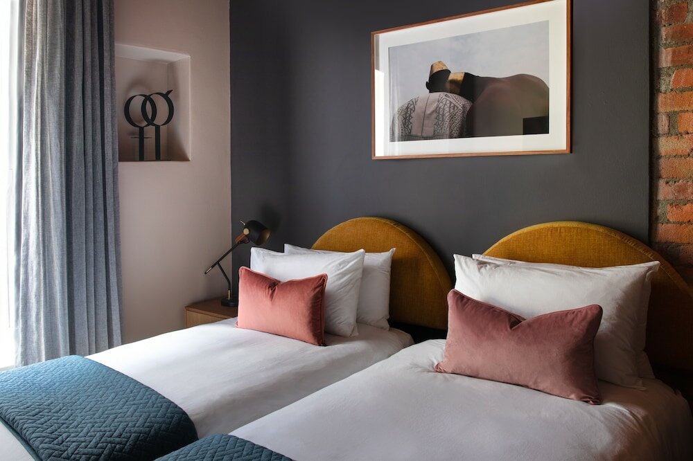 Фото The Old Foundry Hotel