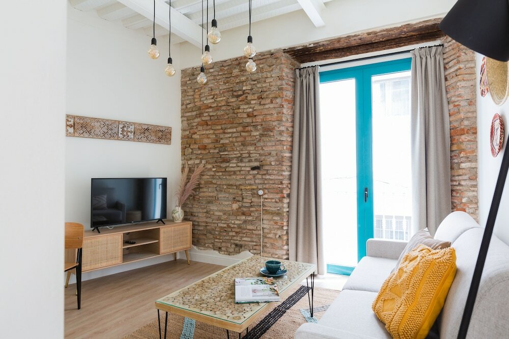 Фото Atenea Malaga Apartments