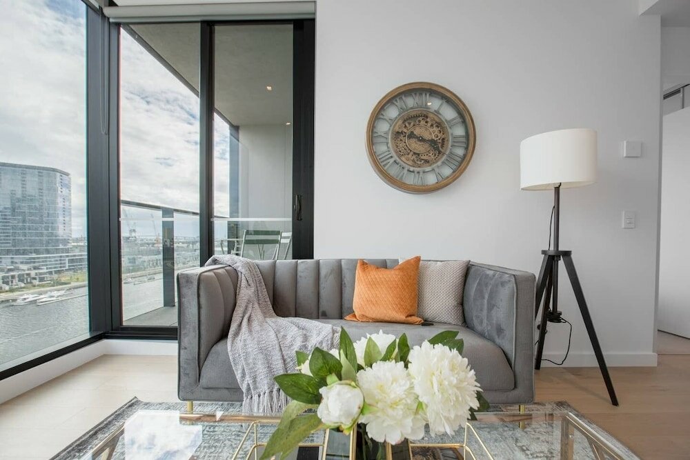 Фото Delightful 2br Riverview@docklands