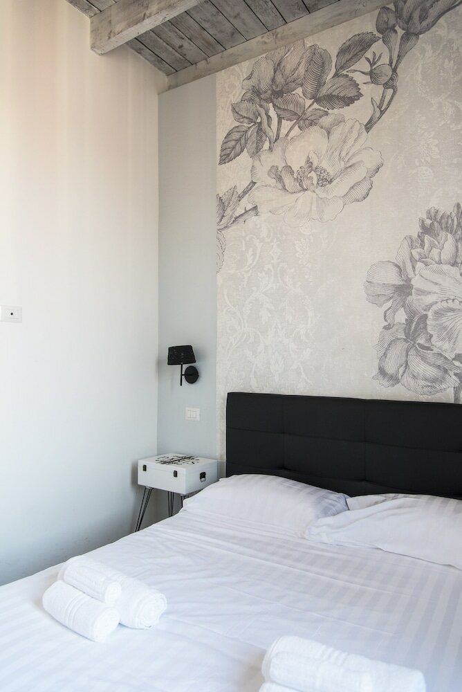 Фото Stylish 1 Bedroom Flat in City Life District