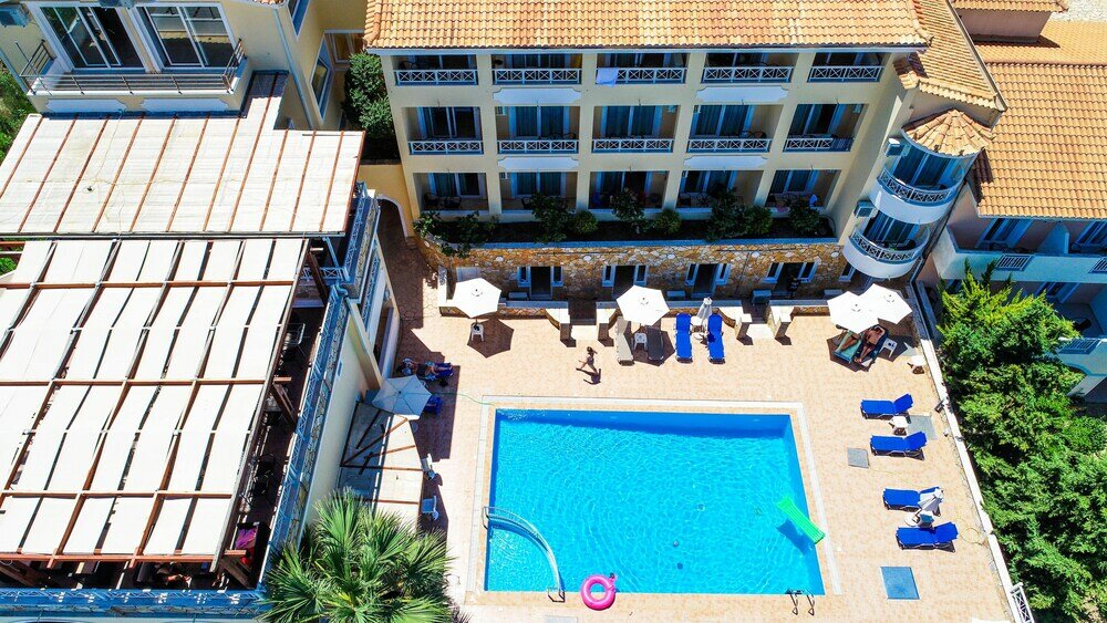 Фото Nefeli Beach Hotel