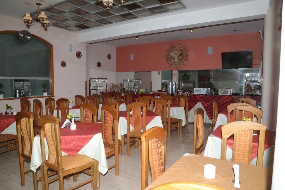 Фото Sol Plaza Hotel