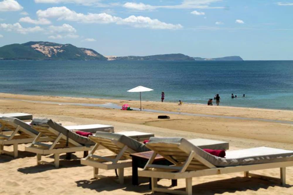 Фото Full Moon Village