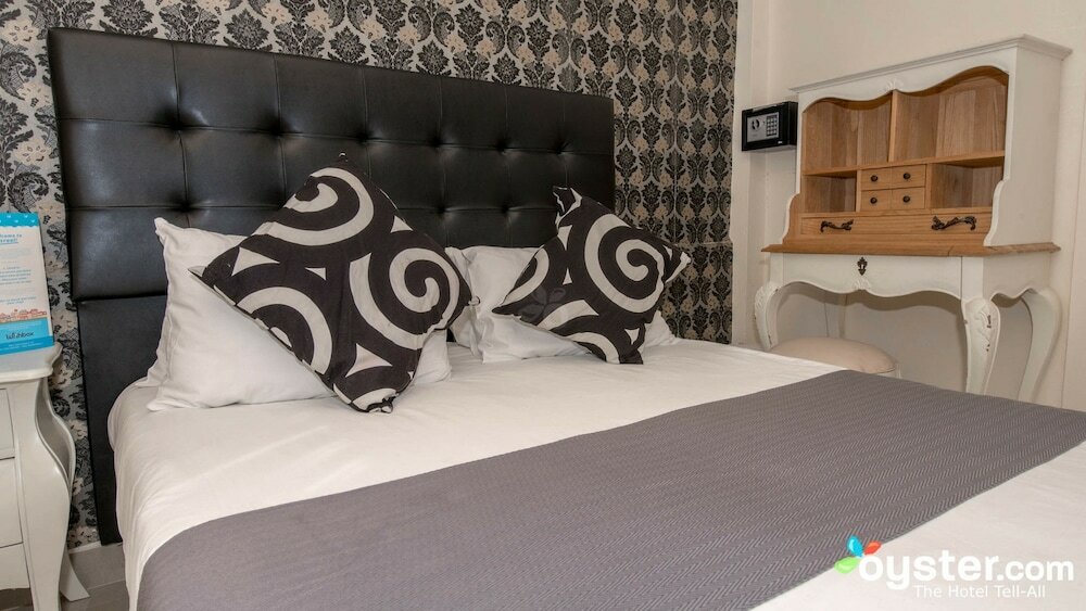 Фото Central Hotel