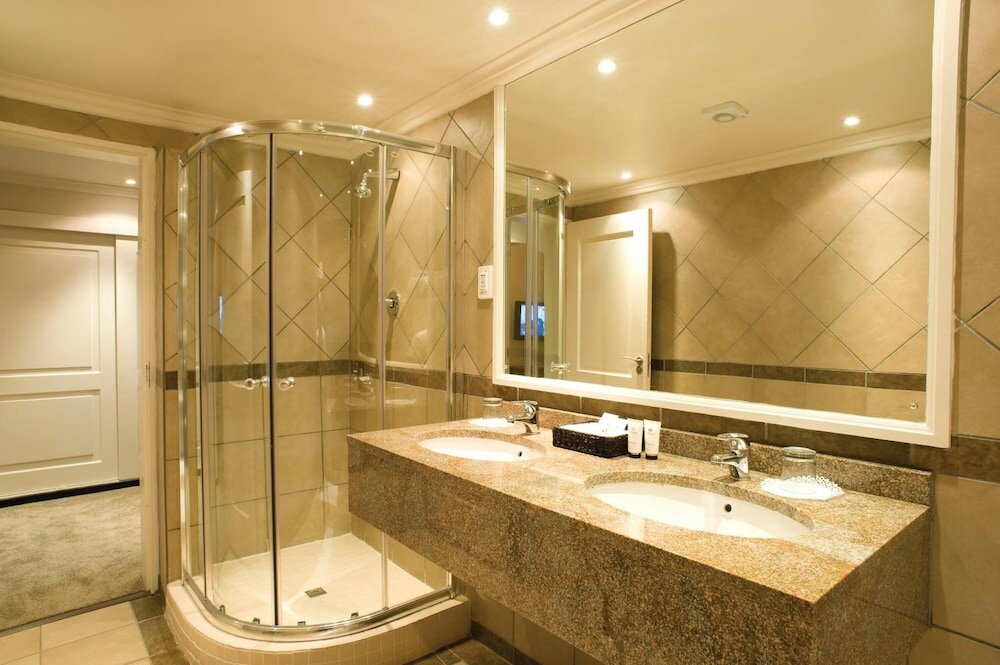 Фото Happy Valley Hotel Ezulwini