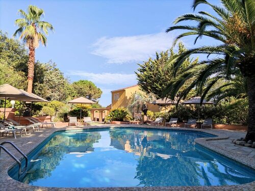 Гостиница Bartaccia Hotel в Сартене