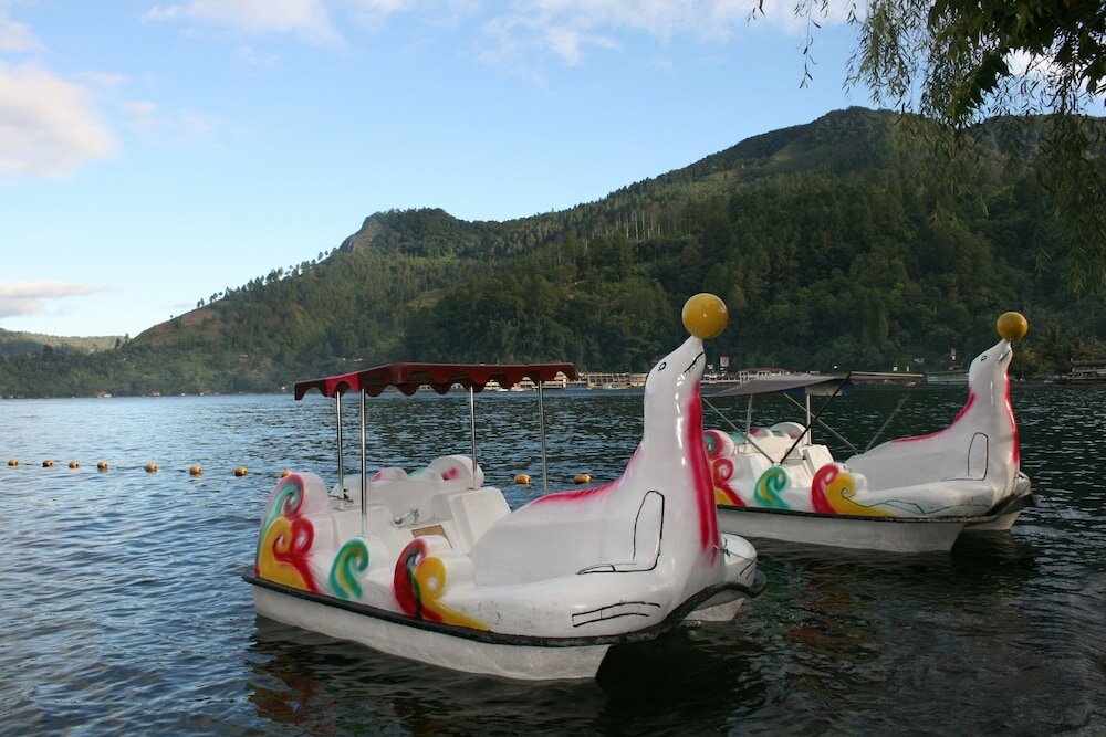 Фото Pandu Lakeside Hotel Parapat - Toba Lake