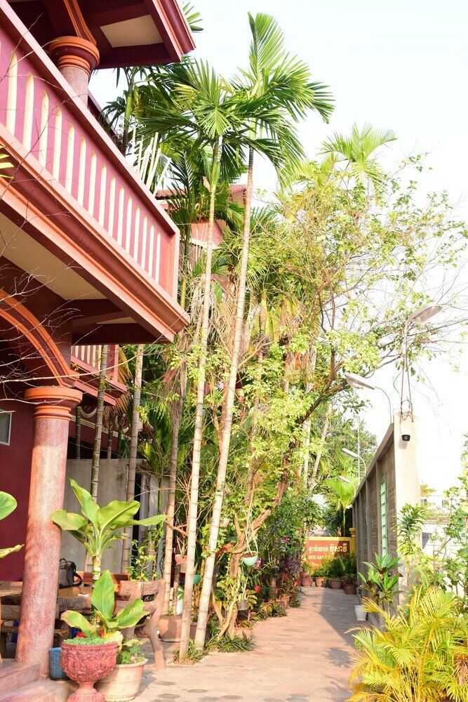 Фото Bou Savy Guesthouse