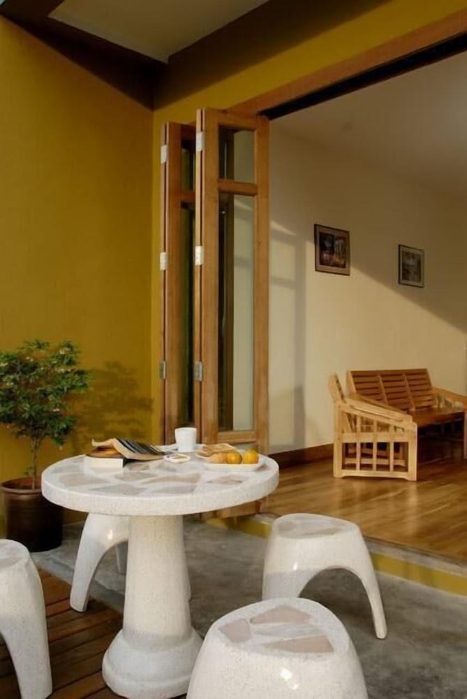 Фото Jerung Hotel