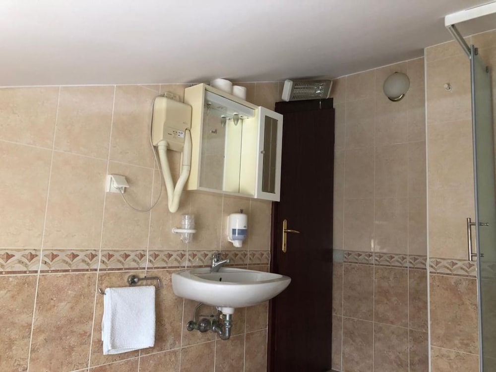 Фото Apartments Adriana