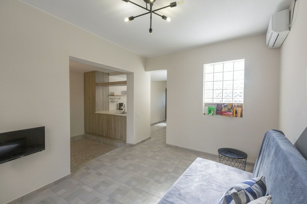 Фото Psirri Place