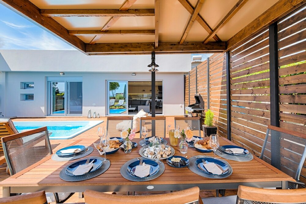 Фото Nastazia Luxury Beach House