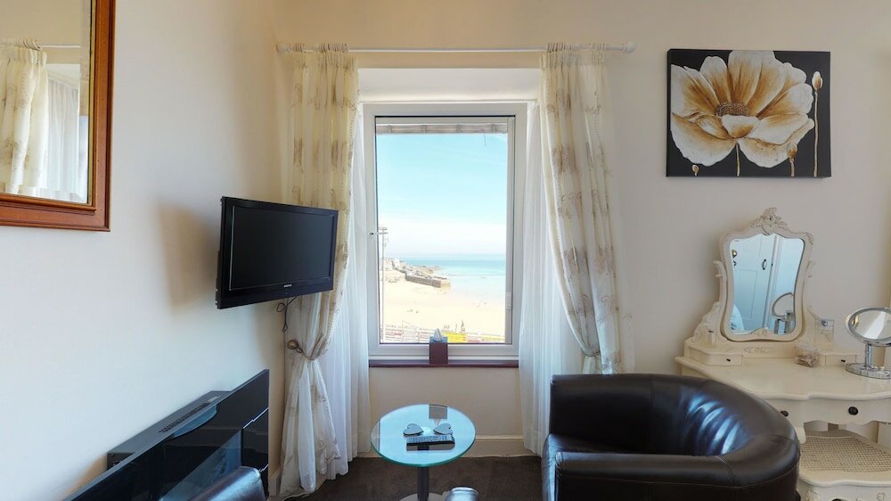 Фото The Golden Hind