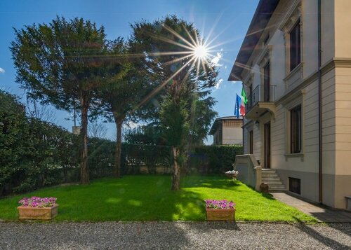 Гостиница Villa Ricci Suites в Лукке