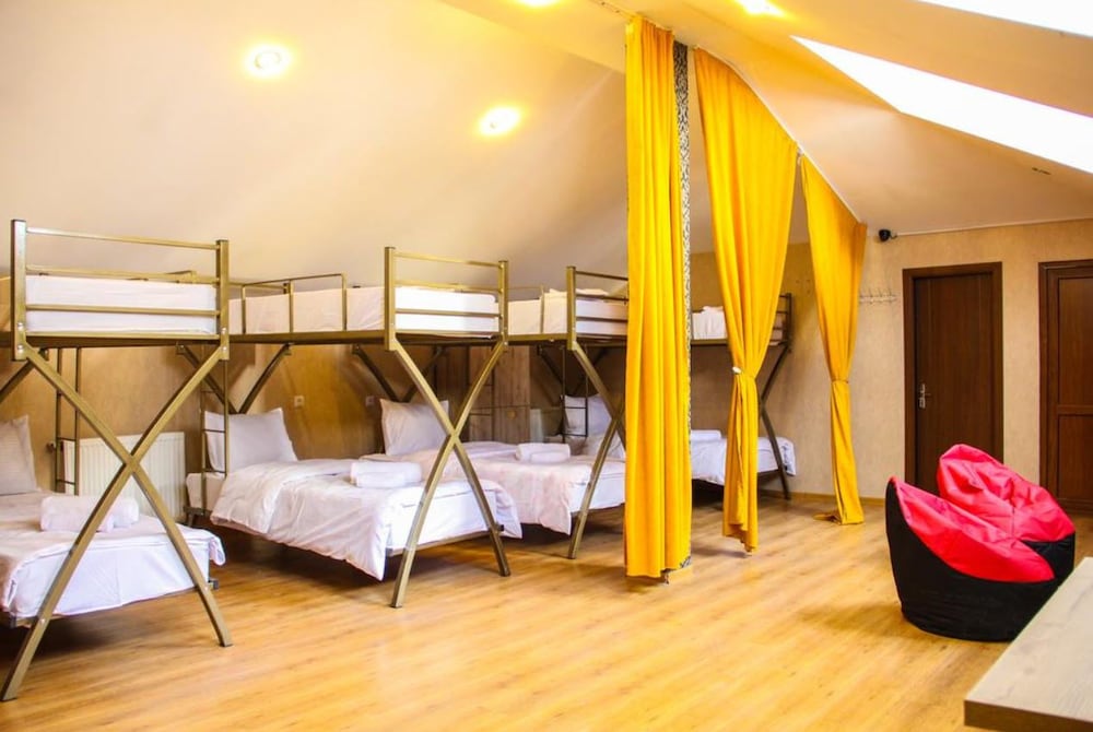 Фото Mr Alex Hostel