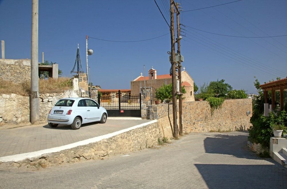 Фото Niriides Home