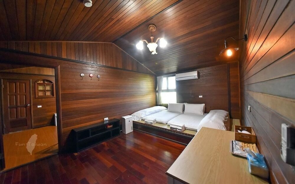 Фото Hillside Plot Inn