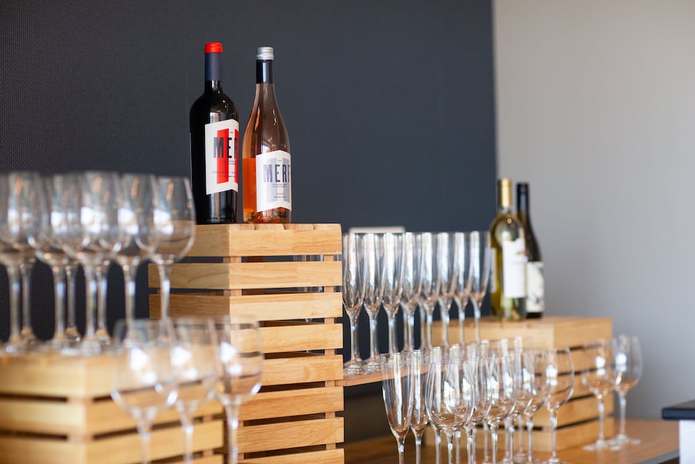 Фото Hotel Indigo Everett - Waterfront Place, an Ihg Hotel