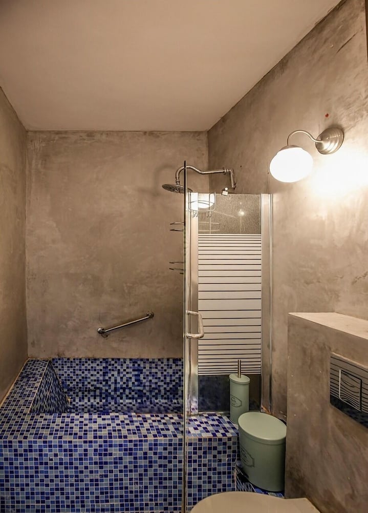 Фото The sunset suit