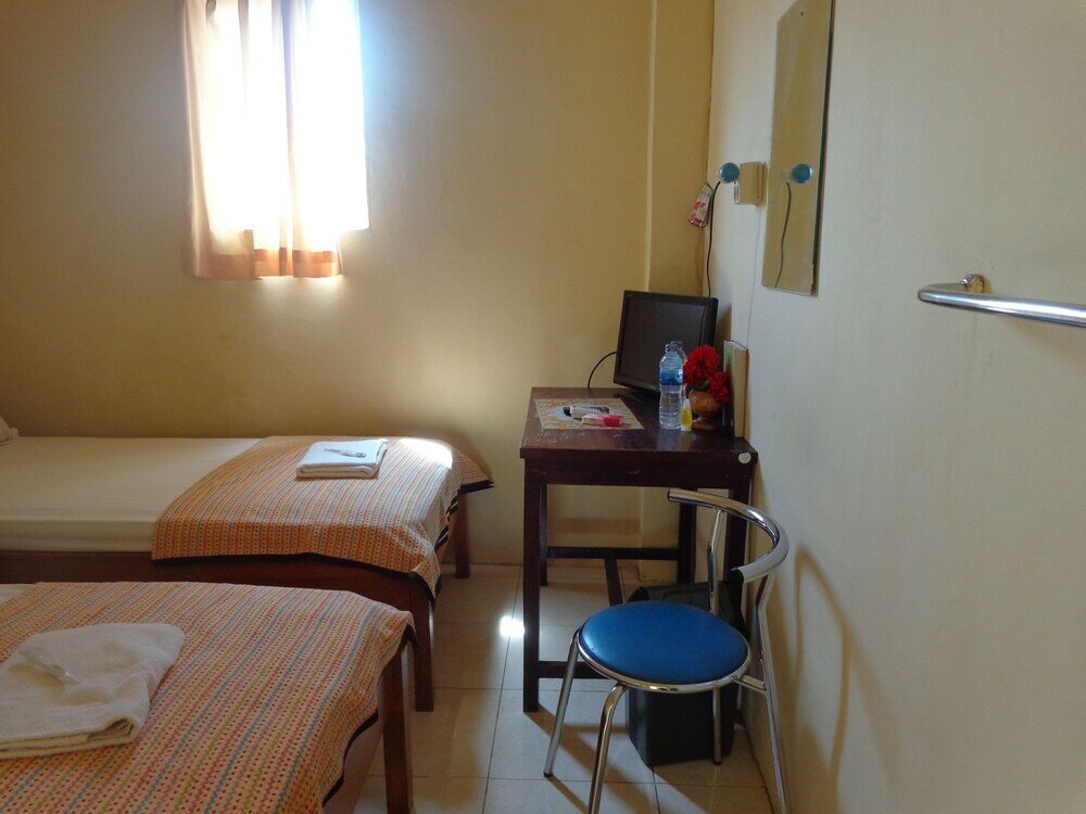 Фото Hotel Musafir Inn