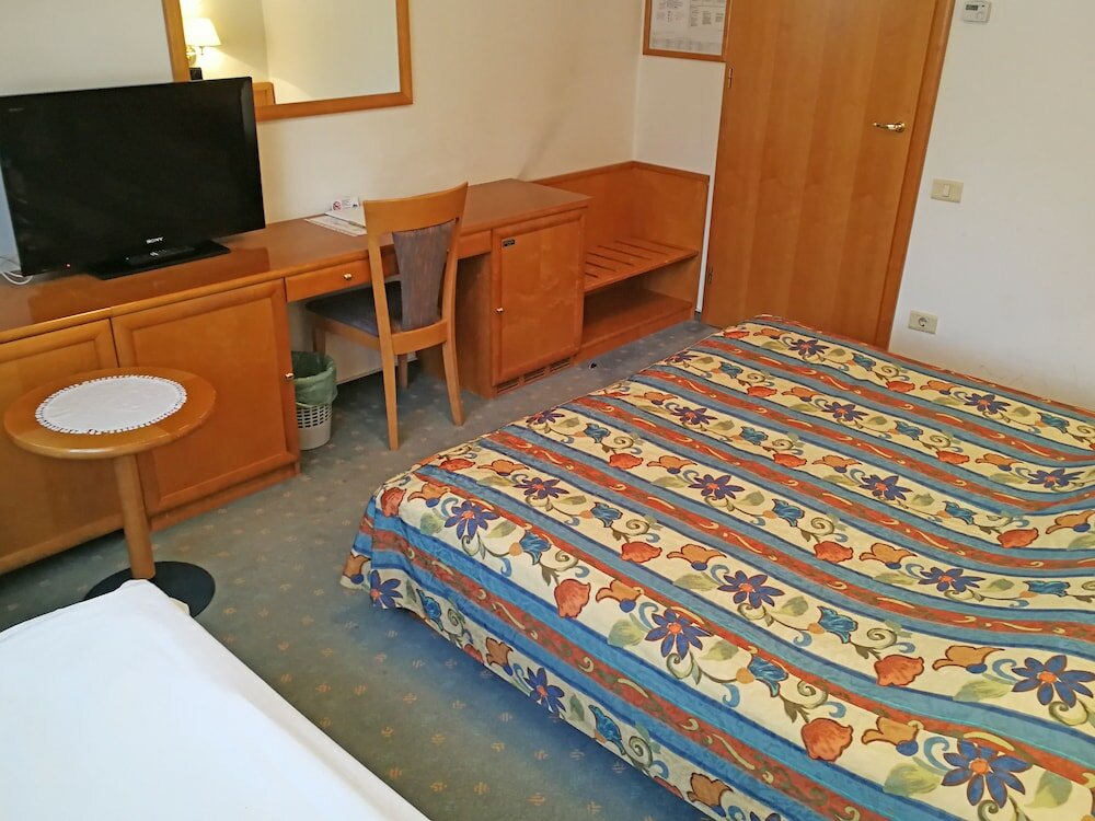 Фото Hotel Cerkno