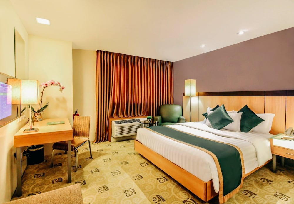 Фото Greenhills Elan Hotel Modern