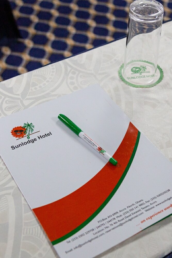 Фото Sunlodge Hotel