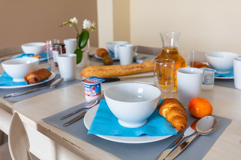 Фото Zenitude Hôtel - Résidences Magny les Hameaux