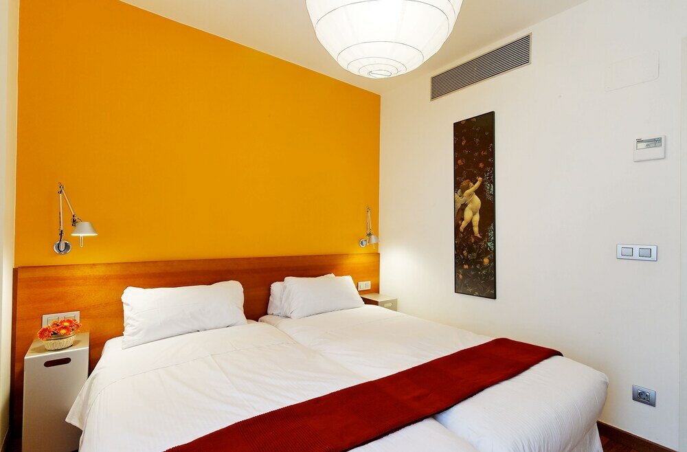 Фото Inside Barcelona Apartments Mercat