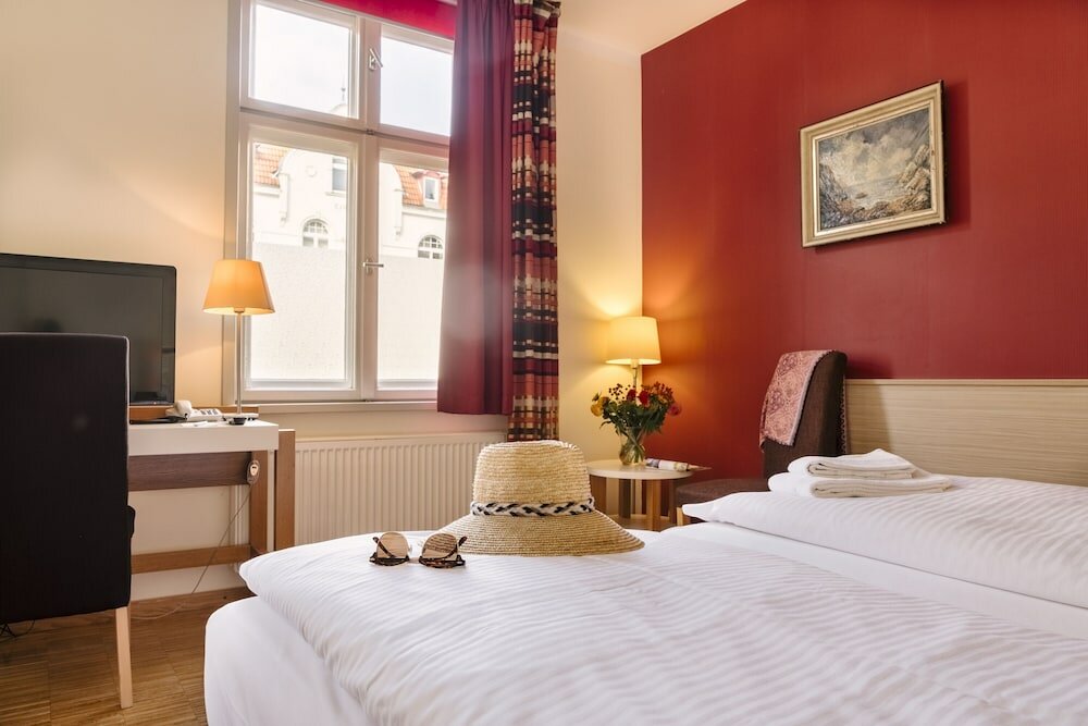 Фото Hotel Am Jungfernstieg