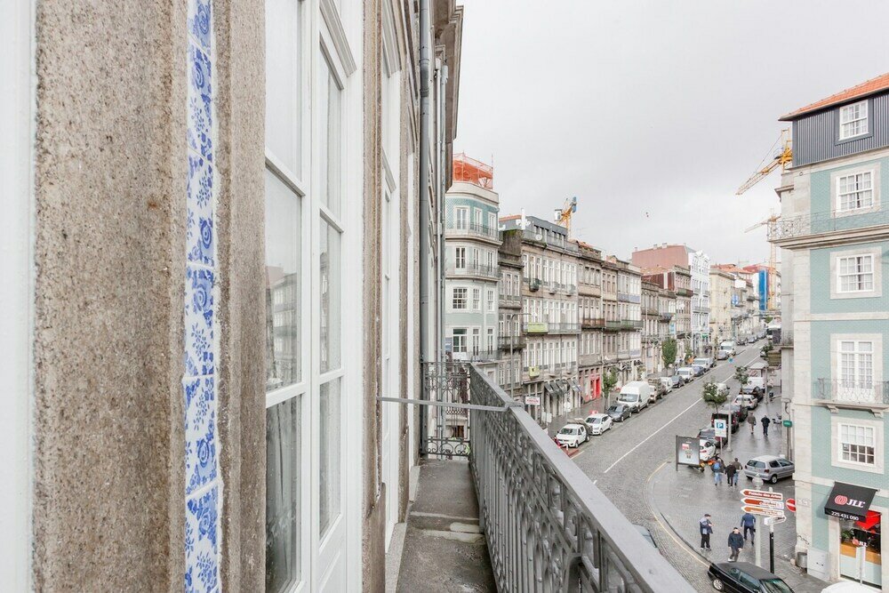 Фото Nada04 · Studio Apartment With Balcony Next to Ribeira