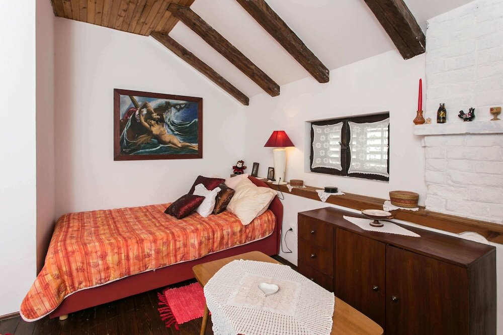 Фото Gina Apartment