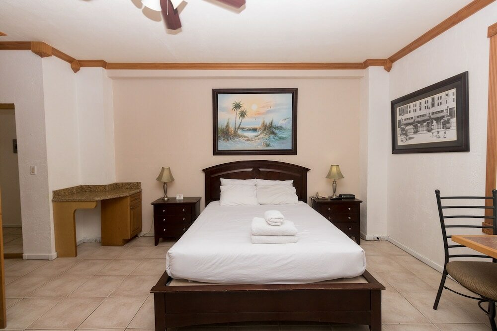 Фото 405 Ocean View Hollywood Beach