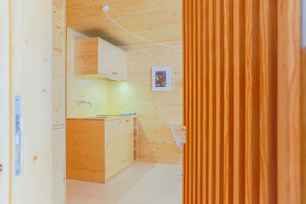 Фото Mac003 · Macario Wood Apartment Netflix