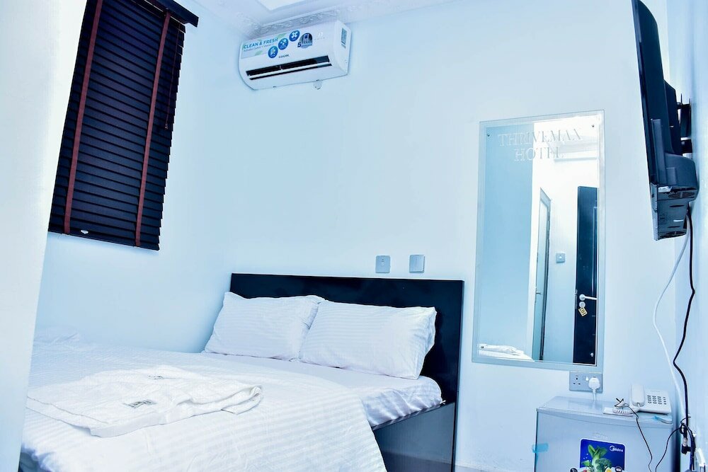 Фото Thrivemax Hotel and Suites